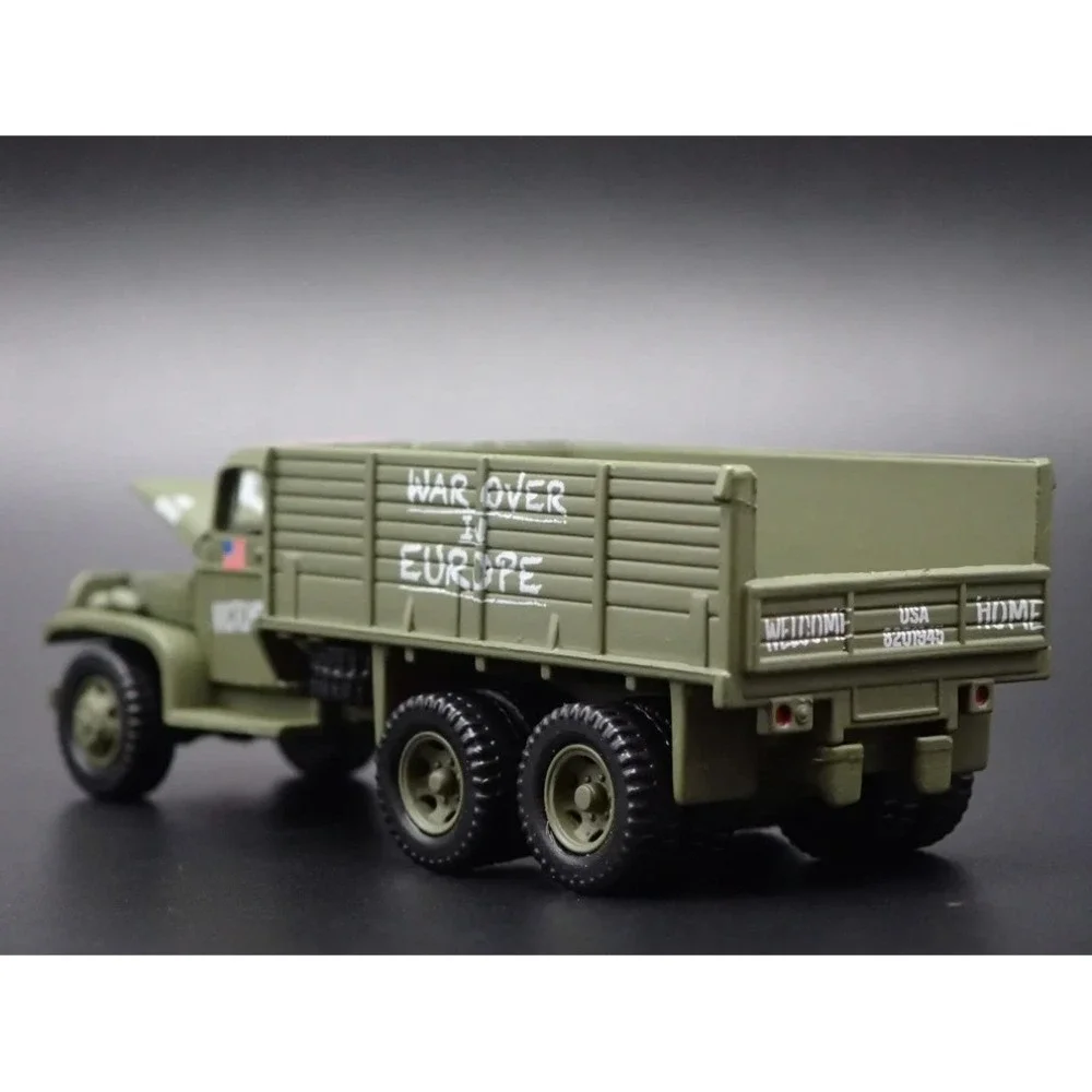 Johnny‎ Lightning Victory & Tribute V-E GMC CCKW 6x6 Troop Carrier Version B